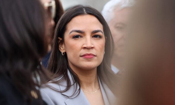 AOC Just Made A Move That Has Democrats Quietly Panicking